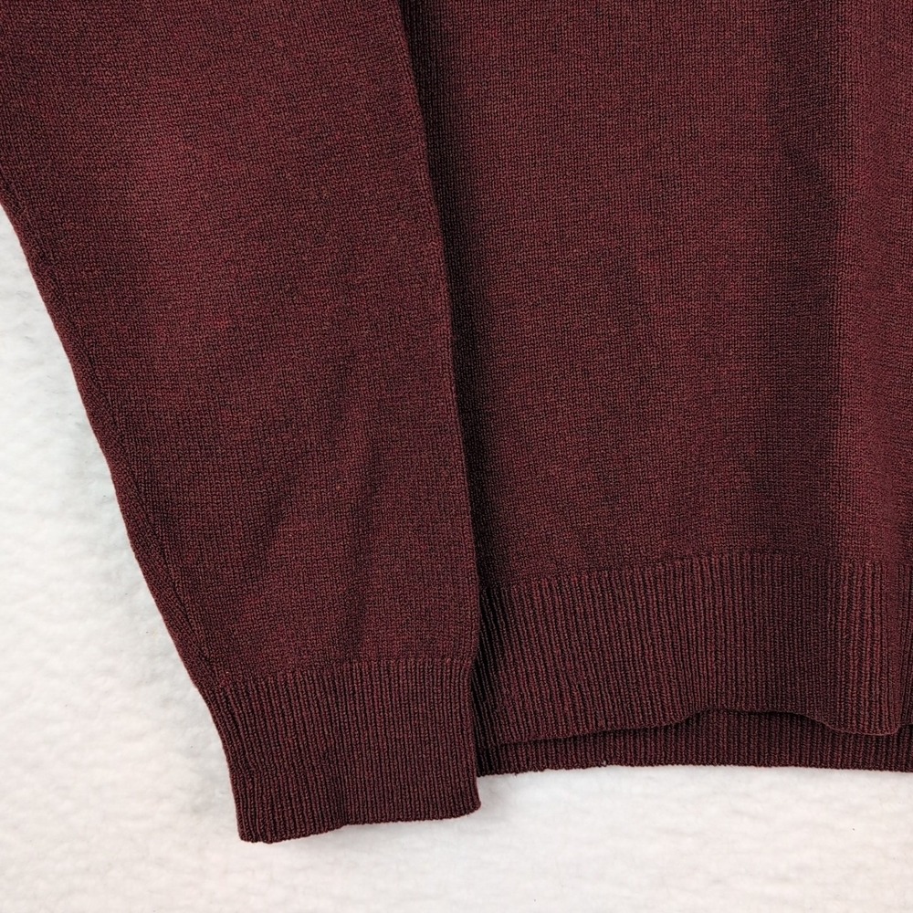 LL Bean Mens V Neck Lambswool Sweater Size Medium Red 264789 - Picture 2 of 8